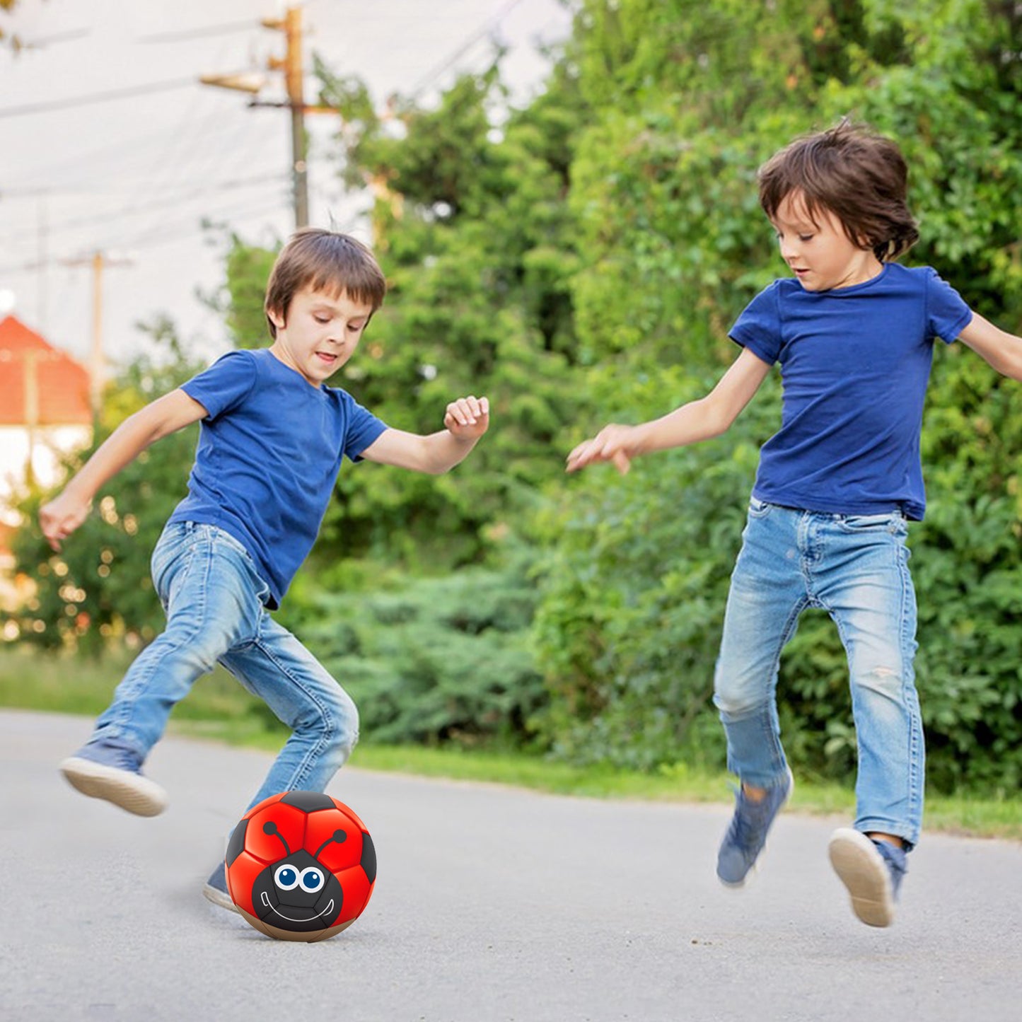 Soccer Ball, Size 3 Soccer Balls for Kids Ages 4-8,Toddlers Sport Games Outdoor Toys Ball for Boys Girls,Garden Backyard Playground Football Toys with Pump