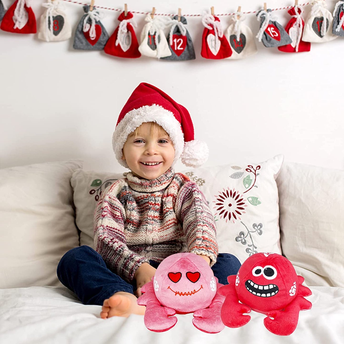 Ynybusi Reversible Plushie | Reversible Octopus Friends Starfish & Crab Stuffed Animal Plush Toys- Purple/Green/Pink/Red | Mood Plush Toys Copyright 2022 News (Starfish+Crab